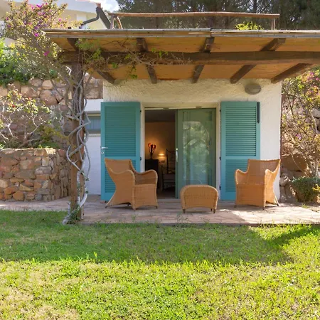 Maffi - Spaziosa, Vista Mare E Parcheggio *