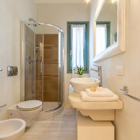 Maffi - Spaziosa, Vista Mare E Parcheggio 别墅 *