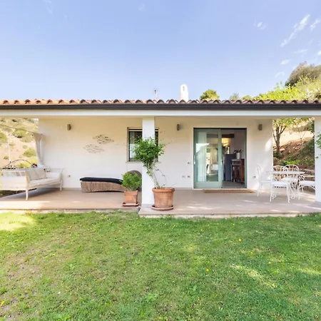 Maffi - Spaziosa, Vista Mare E Parcheggio 别墅