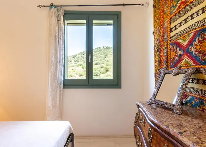 Maffi - Spaziosa, Vista Mare E Parcheggio * Вилласимиус